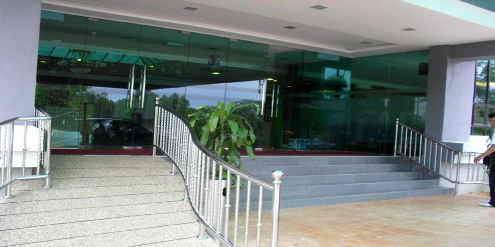 Sutera Hotel Seremban Dış mekan fotoğraf